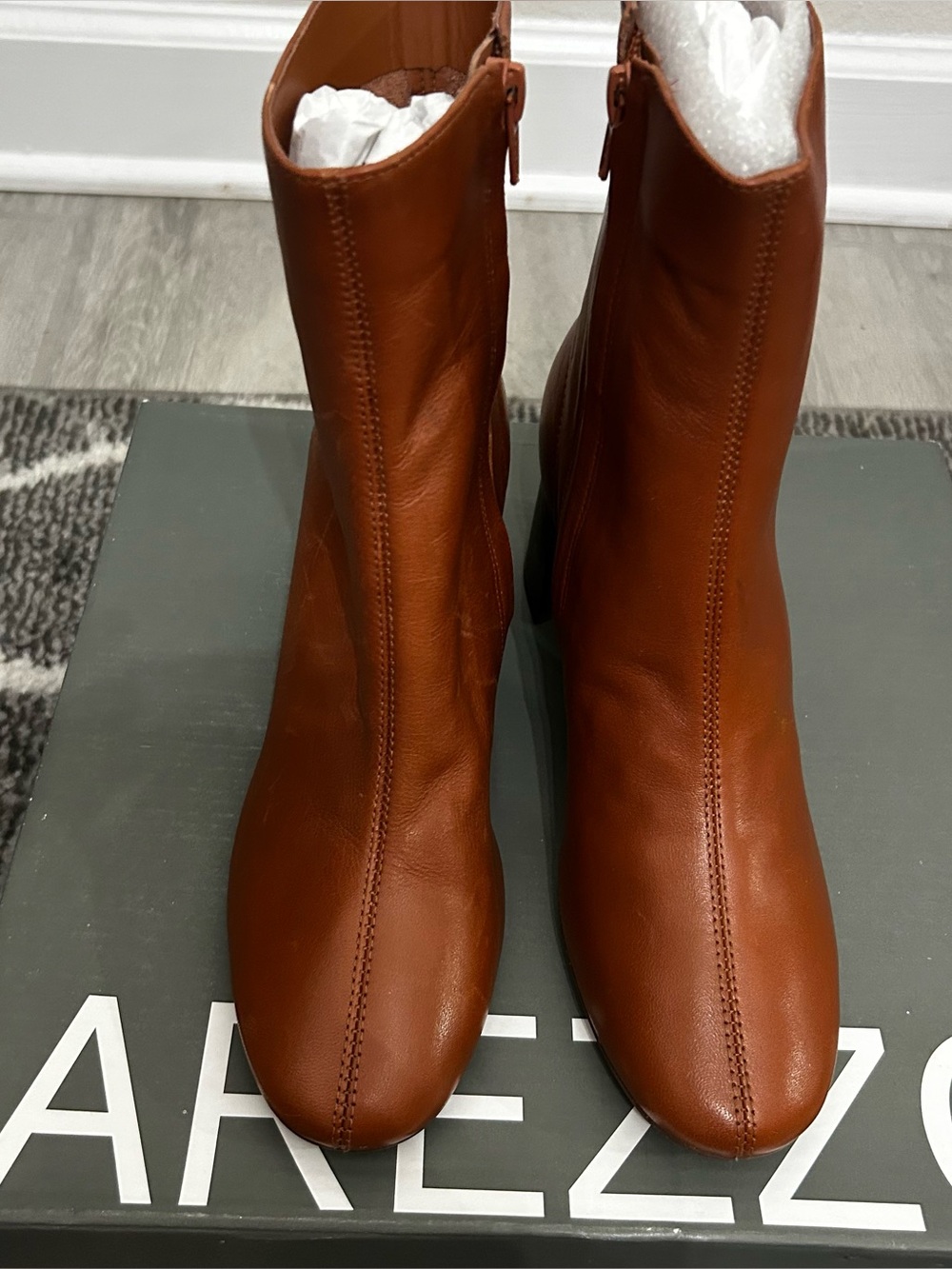 AREZZO Women's Carmel Leather Ankle Boots Size 5.5 Made in Brazil